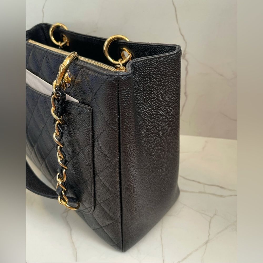 CHANEL GST Tote - Picture 6 of 16